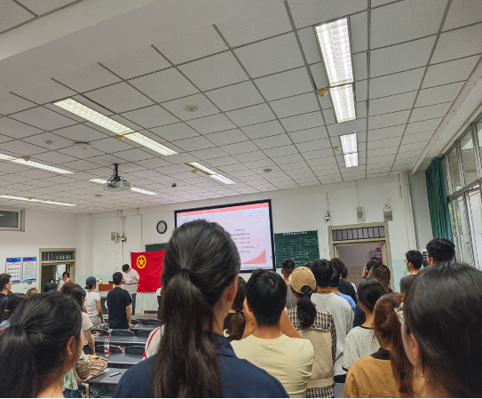 四川农业大学公共管理学院成功举办“铭八十载胜利赓续初心万里”示范性班团活动